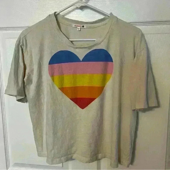 Sundry from Anthropologie - Rainbow Heart Boxy Tee - Picture 2 of 4